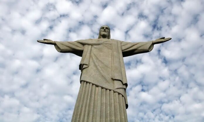 governador-sanciona-pl-e-jesus-cristo-e-declarado-guardiao-do-rio-de-janeiro