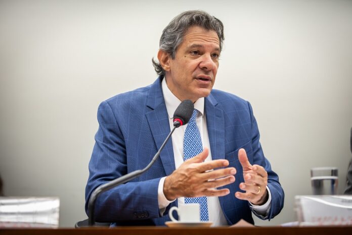 ‘lobbies-atuam-mais-rapido-que-o-governo’,-diz-haddad-ao-defender-taxacao-de-apostas-e-fim-de-isencoes-bilionarias