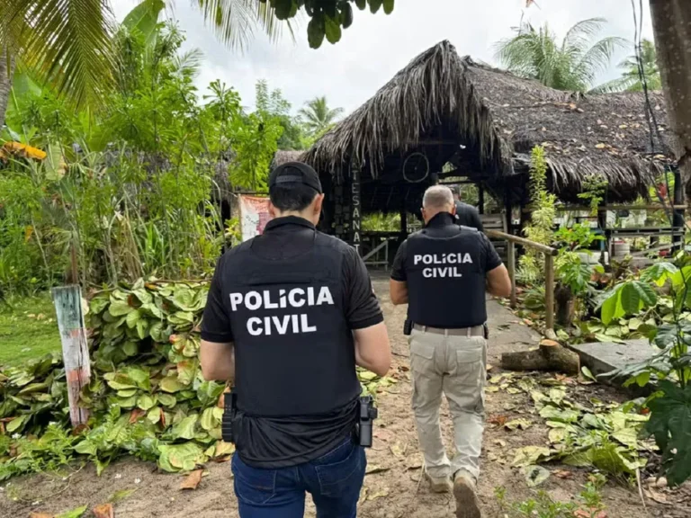 quatro-pessoas-sao-mortas-durante-operacao-em-aldeia-hippie-na-bahia