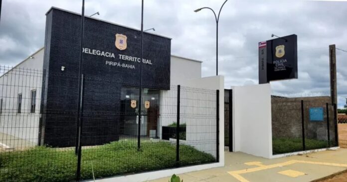 faxineira-suspeita-de-trafico-e-presa-em-meio-secretaria-de-educacao-no-interior-baiano