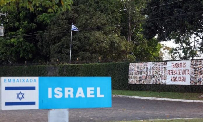 israel-fecha-embaixada-em-brasilia-e-consulado-em-sao-paulo-em-resposta-a-tensao-com-o-ira