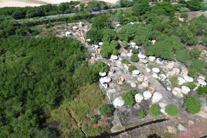 ocupacao-irregular-de-area-de-manguezal-mobiliza-prefeitura-e-orgaos-de-fiscalizacao-em-porto-seguro