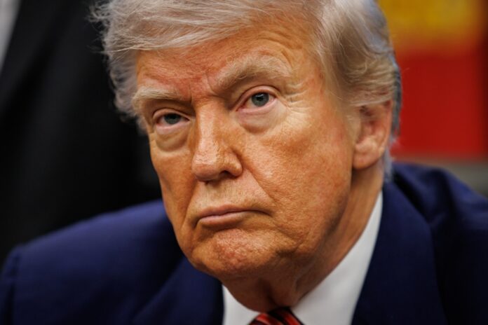 trump-pede-que-ira-e-israel-‘cheguem-a-um-acordo’-e-ameaca-se-envolver-no-conflito