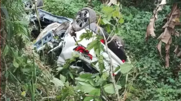 tecnica-de-enfermagem-morre-apos-carro-cair-em-mata-na-bahia