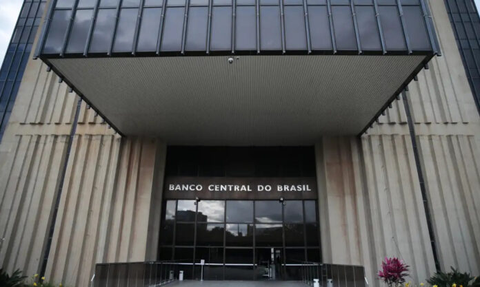 mercado-preve-selic-em-14,75%-pela-sexta-semana-consecutiva