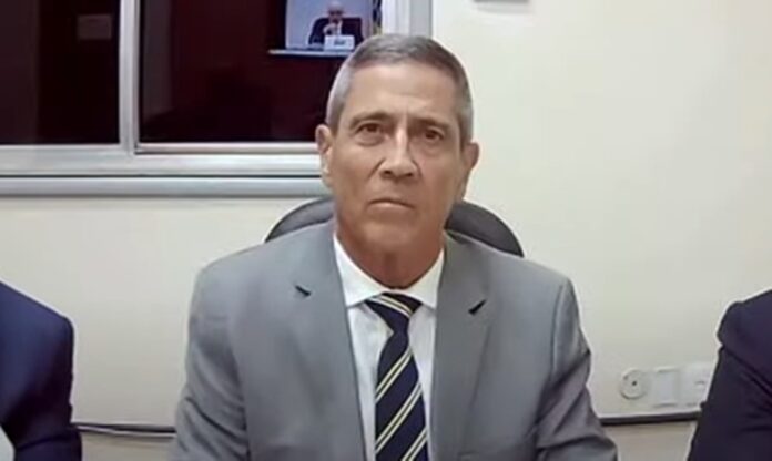 acareacao-no-stf:-braga-netto-usara-tornozeleira-e-viajara-sem-escolta