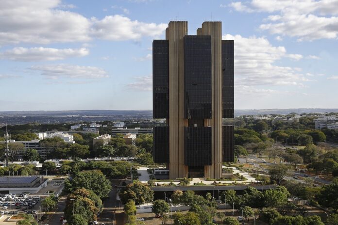 copom-vai-decidir-nesta-quarta-feira-o-novo-patamar-da-taxa-de-juros-do-brasil