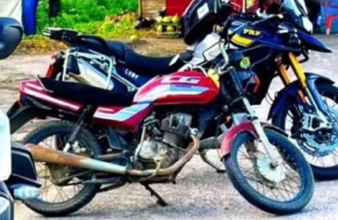 moto-furtada-ha-mais-de-25-anos-e-recuperada-pela-prf