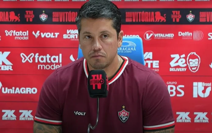 pressionado,-carpini-‘sobrevive’-ao-1o-semestre-e-mira-volta-por-cima