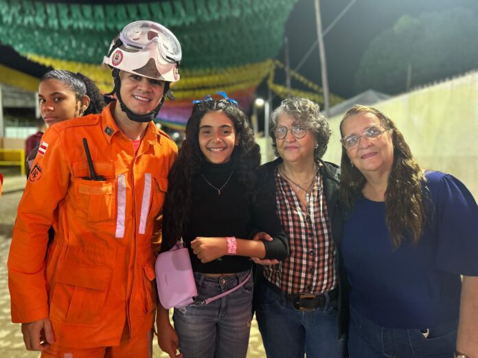 bombeiros-distribuem-700-pulseiras-de-identificacao-em-sao-joao-de-cidade-do-reconcavo
