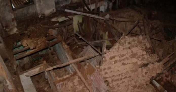 atingido-por-incendio,-casarao-sofre-desabamento-parcial-no-centro-historico-de-salvador