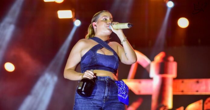 ju-marques-leva-seresta-pop-ao-sao-joao-da-bahia-e-celebra-estreia-em-palco-de-grandes-proporcoes:-“um-marco-na-minha-vida”