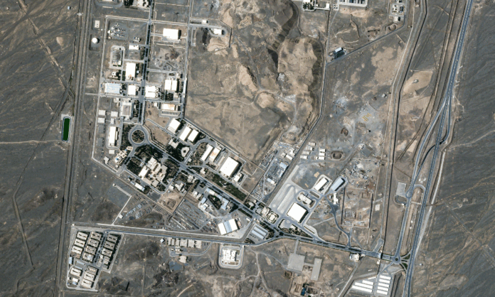 ira-afirma-que-esta-‘tomando-medidas’-para-continuar-o-programa-nuclear