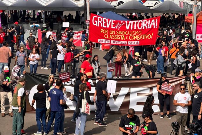 professores-decidem-nesta-4a-se-greve-acaba.-confira-propostas-do-gdf