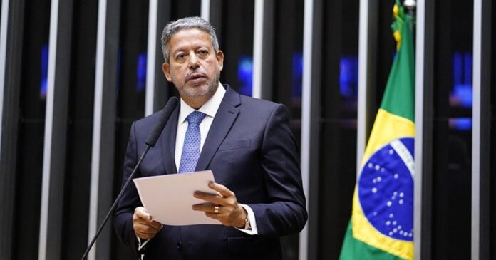 camara-adiciona-projeto-de-mudancas-no-imposto-de-renda-e-aprova-em-votacao-simbolica