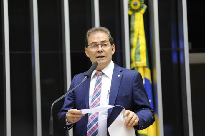 paulinho-da-forca-defende-indicacao-de-luciano-araujo-para-presidir-federacao-prd-solidariedade-na-bahia