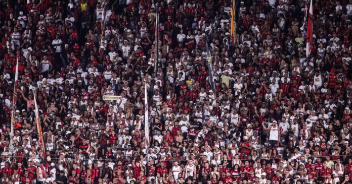 maioria-da-torcida-do-vitoria-aprova-transformacao-em-saf,-aponta-pesquisa