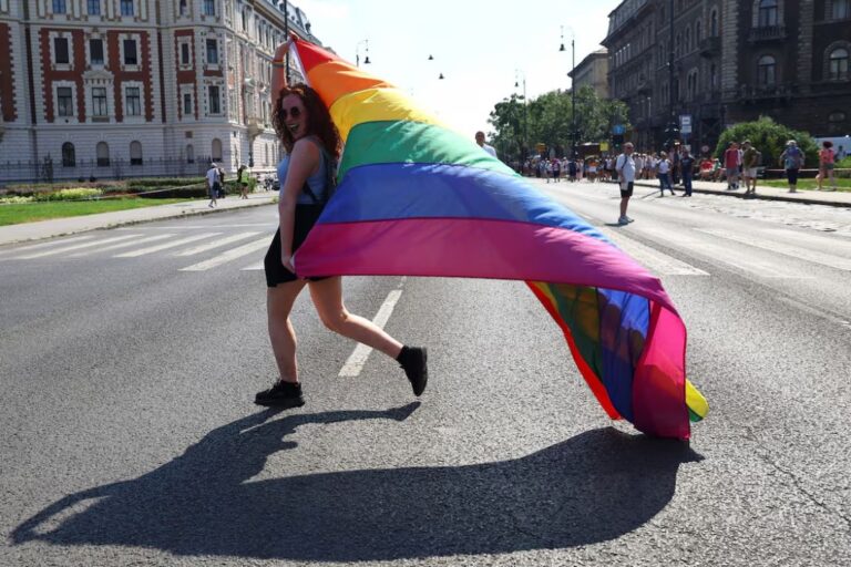 projeto-que-proibe-linguagem-neutra-em-sp-e-aprovado-na-camara