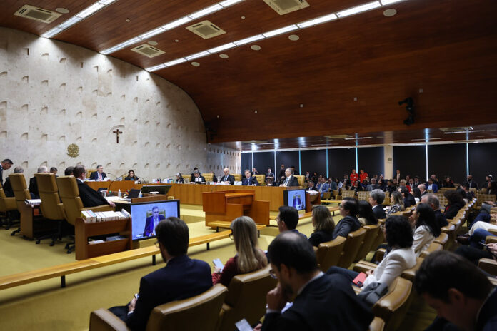 stf-estabelece-responsabilidade-civil-de-plataformas-e-pastor-reage:-‘censura-voltou’