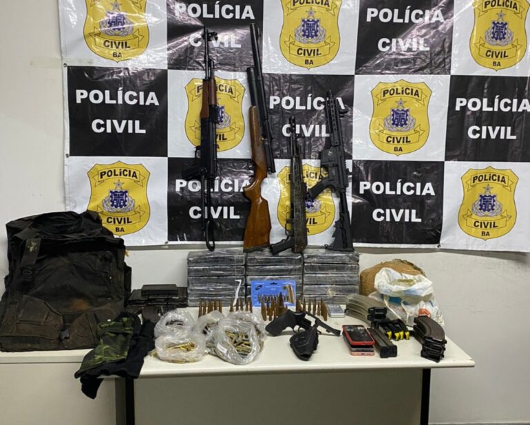 policia-civil-apreende-fuzis-e-drogas-em-operacao-contra-faccao-na-chapada-diamantina