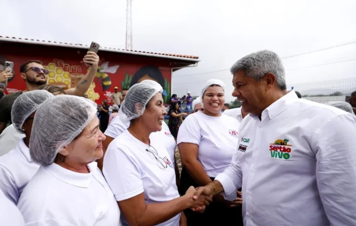 jeronimo-lanca-projeto-que-deve-impulsionar-agricultura-no-semiarido