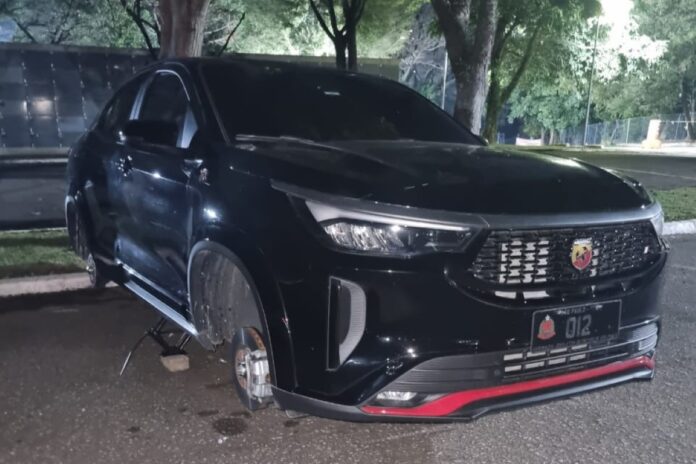 carro-oficial-de-deputado-da-alesp-e-furtado-durante-velorio-em-sp