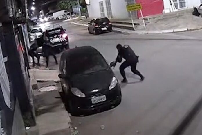 video-mostra-momento-em-que-cac-abre-fogo-contra-pms-no-df.-assista