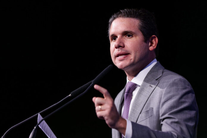 hugo-motta-janta-com-empresarios-em-sp-a-convite-de-joao-doria