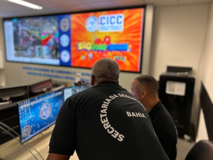 suspeitos-sao-presos-com-ajuda-do-reconhecimento-facial-durante-festejos-de-sao-pedro-na-bahia