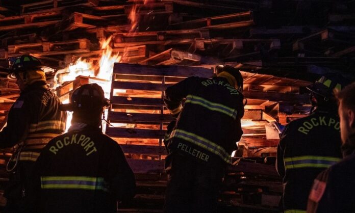 atirador-embosca-bombeiros-em-servico-e-deixa-ao-menos-dois-mortos-nos-estados-unidos