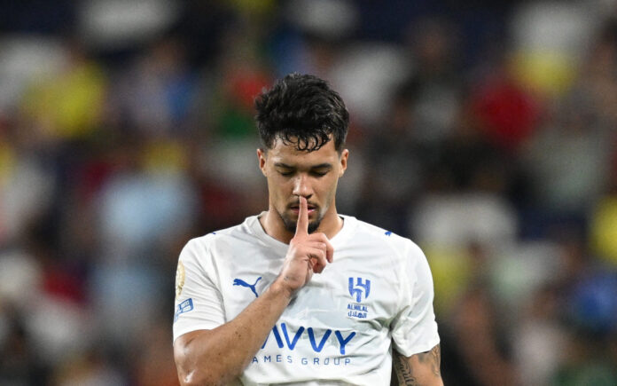 algoz-do-city-e-artilheiro-do-al-hilal:-quem-e-o-ex-santos-que-desafia-o-fluminense