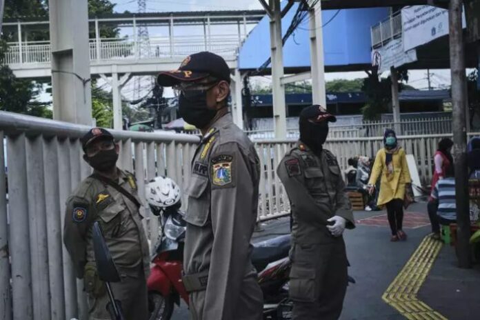indonesia:-muculmanos-invadem-retiro-de-jovens-cristaos-e-forcam-encerramento