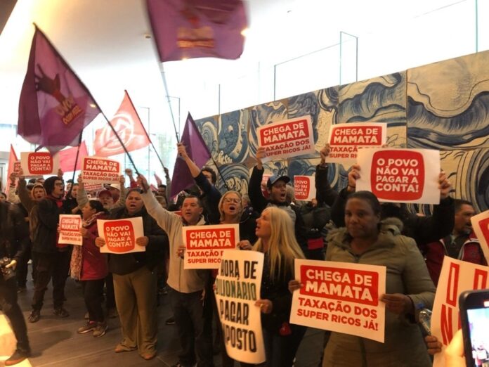 mst-ocupa-sede-do-itau-em-sp-e-exige-justica-fiscal-com-taxacao-dos-super-ricos