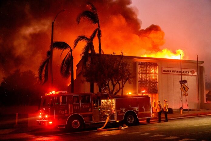 california-registra-maior-incendio-florestal-do-ano