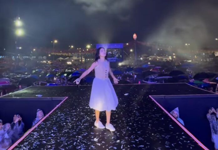 maria-marcal-criticada-por-cantar-em-festa-de-sao-joao-na-paraiba