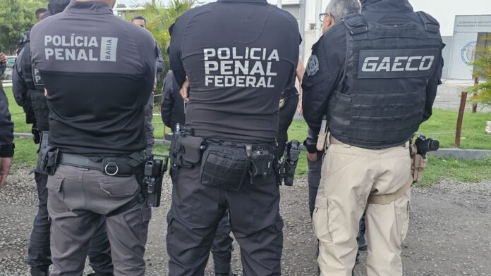 operacao-mute:-seap-e-mp-ba-realizam-vistoria-em-celas-e-apreendem-celulares-de-detentos