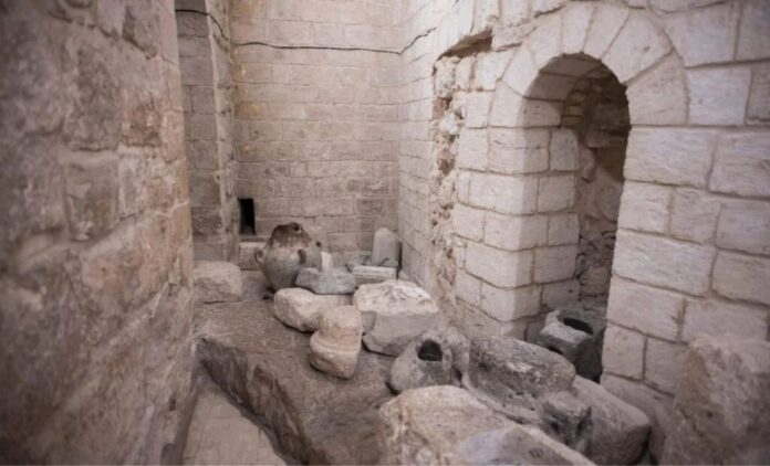 arqueologia:-evidencia-‘convincente’-do-primeiro-milagre-de-jesus-e-achada