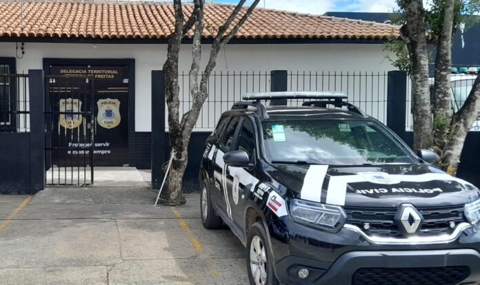 jovem-e-baleado-em-via-publica-no-residencial-castelinho-e-e-socorrido-para-o-hecb-em-teixeira