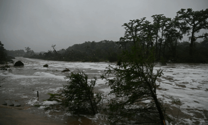 governo-brasileiro-lamenta-mortes-no-texas-por-fortes-chuvas