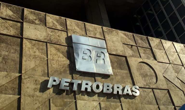 petrobras-volta-a-avaliar-venda-do-polo-bahia-diante-da-queda-no-preco-do-petroleo