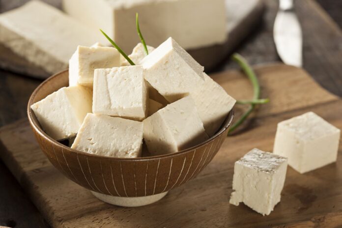 estrogonofe-de-tofu:-aproveite-em-casa-a-receita-vegetariana