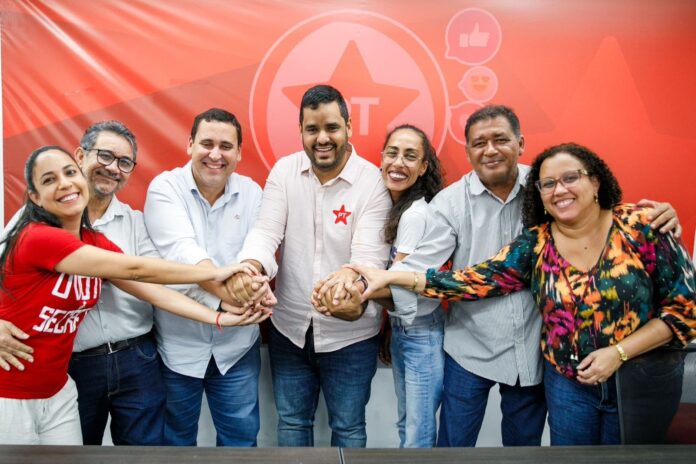 tassio-brito-e-eleito-presidente-do-pt-bahia-com-mais-de-73%-dos-votos
