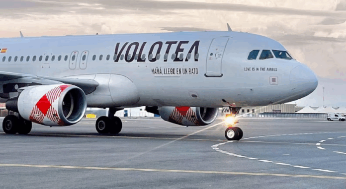 homem-morre-ao-ser-sugado-por-motor-de-aviao-na-italia-apos-entrar-em-area-restrita
