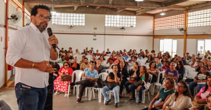 professores-de-lauro-de-freitas-mantem-greve;-fetrab-declara-apoio-a-paralisacao
