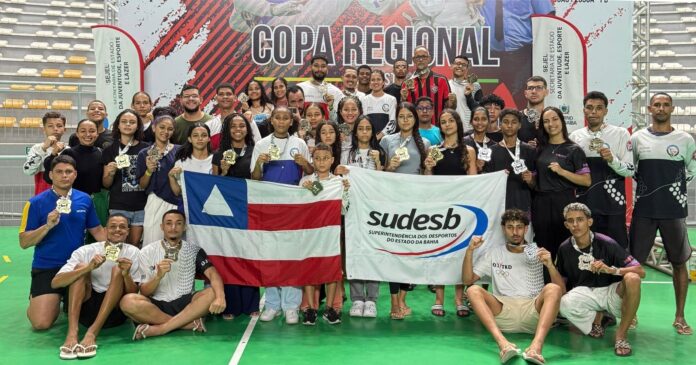 bahia-conquista-12-medalhas-de-ouro-na-copa-regional-de-taekwondo-nordeste-2025