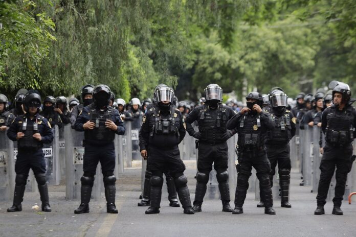 mexico-dobra-aposta-em-militarizacao-contra-narcotrafico