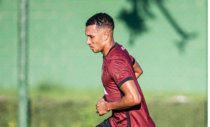 internacional-x-vitoria:-onde-assistir,-escalacoes-e-arbitragem