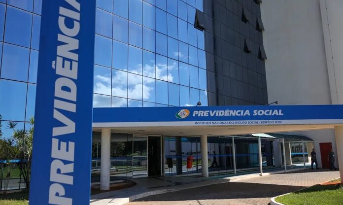 inss-abre-chamado-para-ressarcimento-de-vitimas-dos-descontos-ilegais;-reembolso-comeca-dia-24