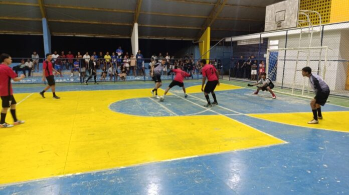 finais-dos-jogos-estudantis-da-eja-movimentam-escolas-de-teixeira-de-freitas
