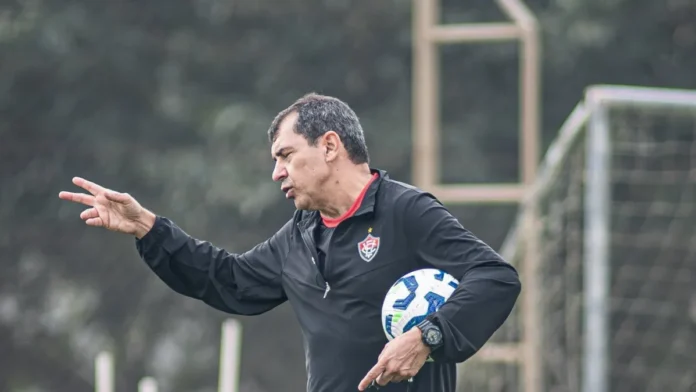 gabriel-baralhas-e-suspenso-e-desfalca-o-vitoria-contra-o-botafogo gabriel-baralhas-e-suspenso-e-desfalca-o-vitoria-contra-o-botafogo